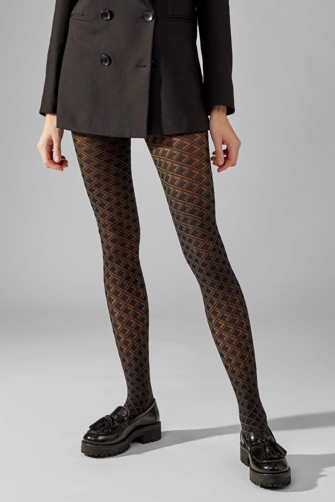 Основные плюсы выбора женских колготок и чулков от бренда Legs