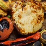 Ты не одинок: еще 378 человек заказали доставку шашлыка в Киеве после 20:00