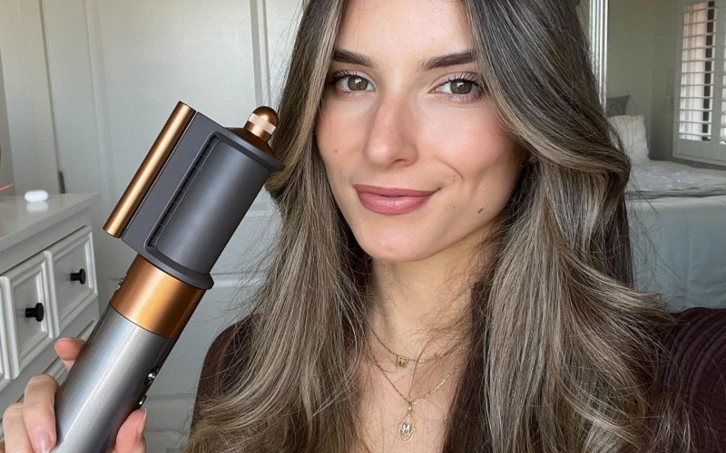 Стайлер Dyson: як Dyson Airwrap змінює уявлення про догляд за волоссям