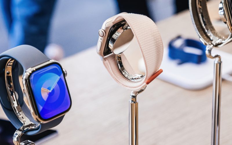 Apple Watch або інші розумні годинники: чому «яблука» вважаються кращими?